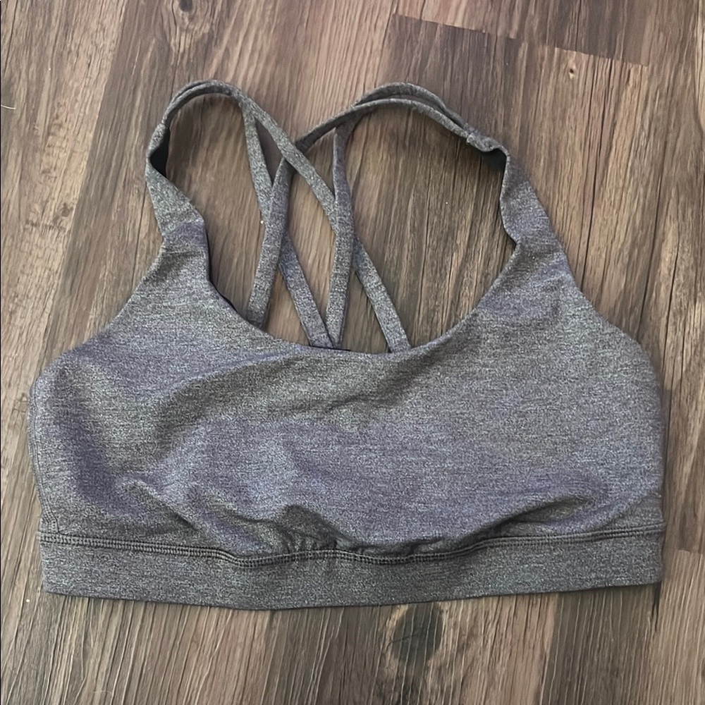 Lululemon energy bra/ Gray Women's Sports Bra size 8, gently worn.